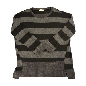 Promesa Women’s Gray and Black Striped Crewneck Sweater